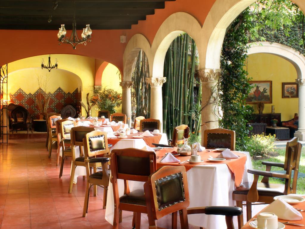 Hotel Racquet Cuernavaca Extérieur photo